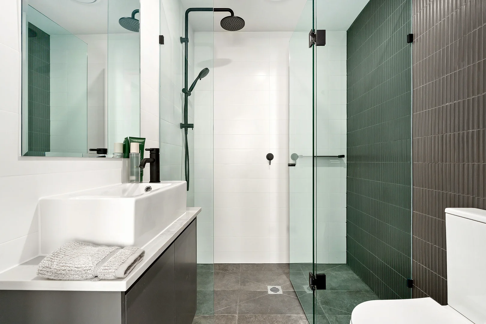 Additional image 9 of 5/39 Rosamond Road, Maidstone VIC 3012
