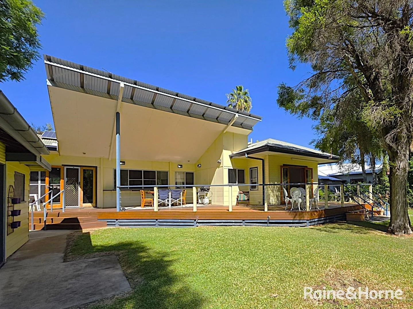 97 Callandoon Street, Goondiwindi QLD 4390