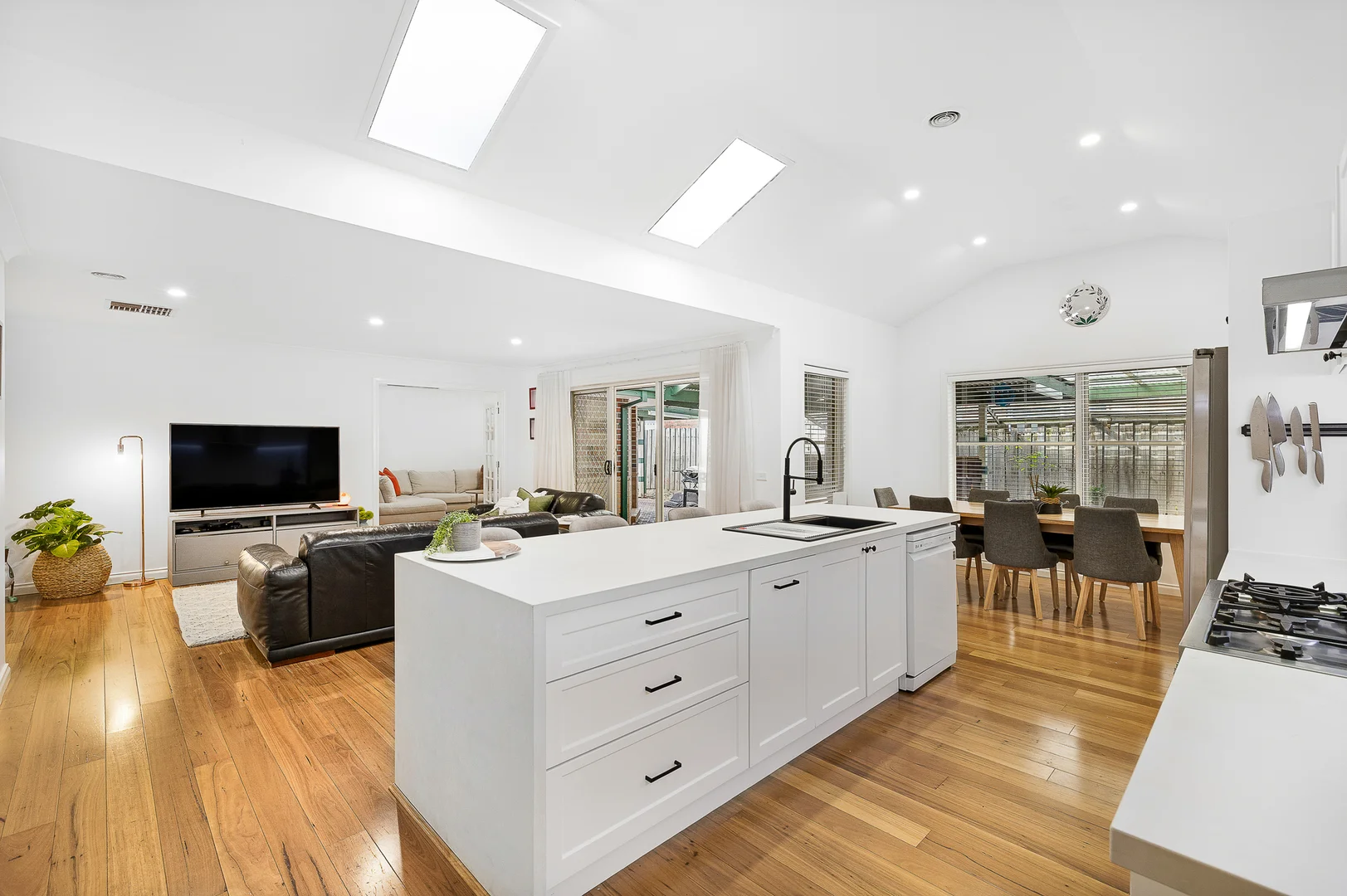 Additional image 3 of 10 Jagger Circuit, Cranbourne East VIC 3977