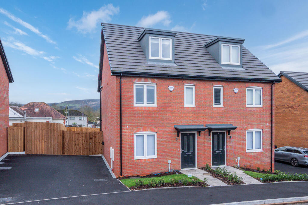 Walsh Fountain, Darwen, BB3 3UH
