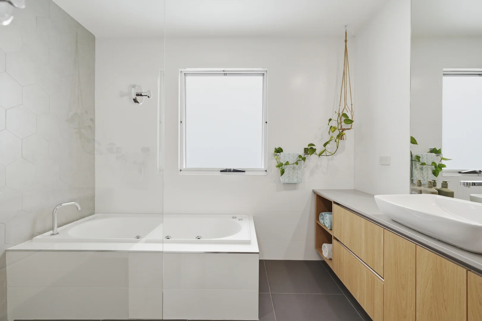 Additional image 4 of 24 Kerran Crescent, South Launceston TAS 7249