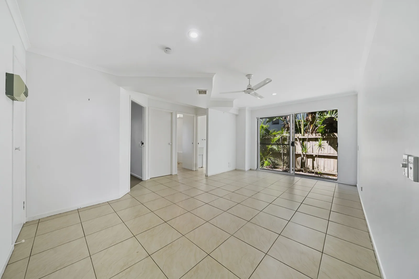 Additional image 11 of 2/22 Orealla Crescent, Sunrise Beach QLD 4567