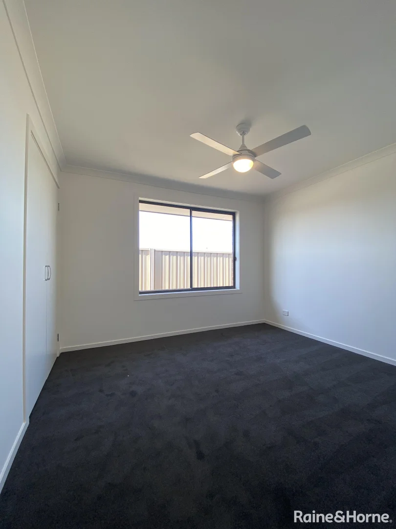 Additional image 8 of 48 Olympic Way, Munno Para West SA 5115