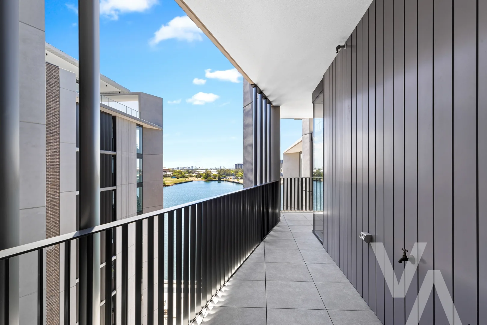 Additional image 12 of 603/43 Honeysuckle Drive, Newcastle NSW 2300