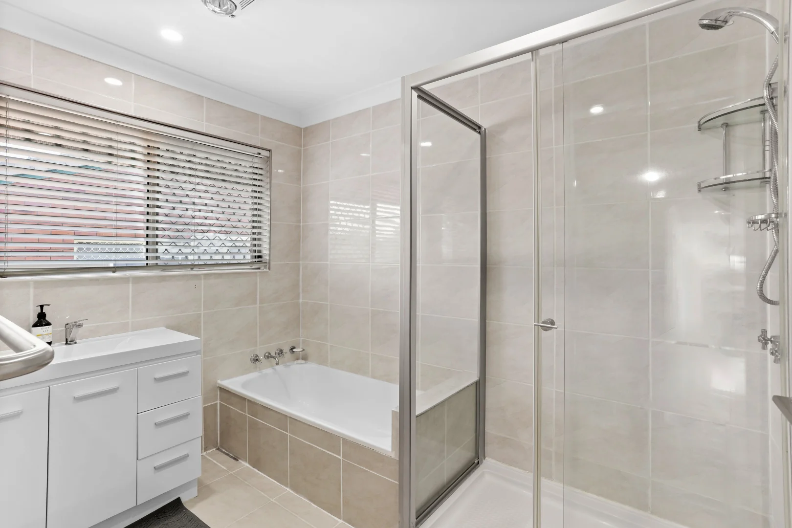 Additional image 16 of 2/17 Raftery Street, Ashmore QLD 4214