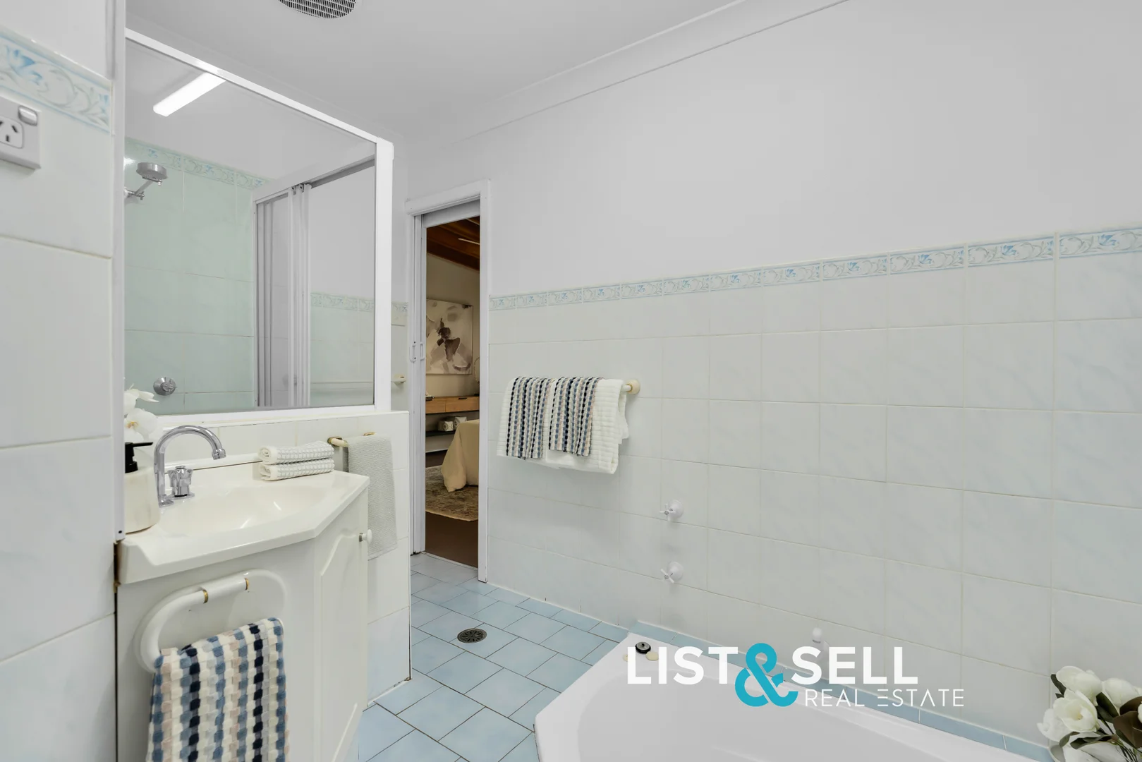Additional image 14 of 35 Canberra Crescent, Campbelltown NSW 2560