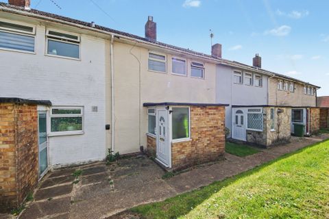 Chilcomb Road, Harefield SO18