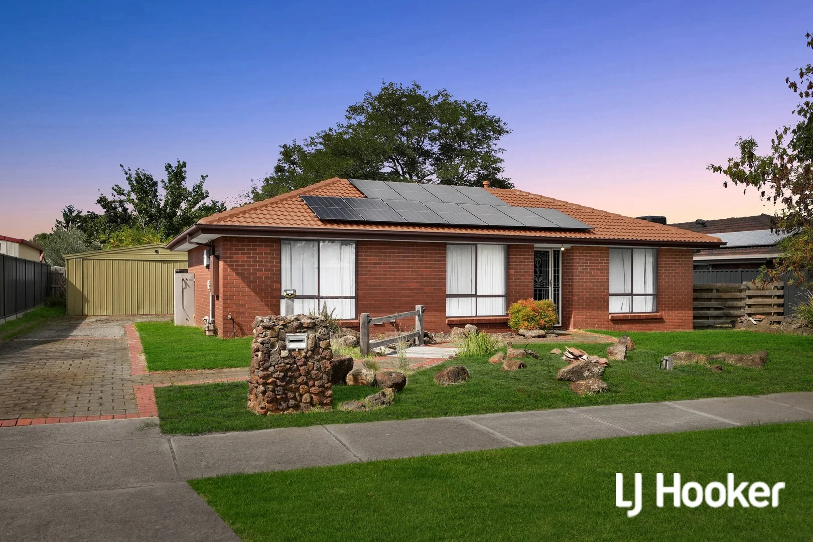 40 Greenhills dr, Kurunjang VIC 3337