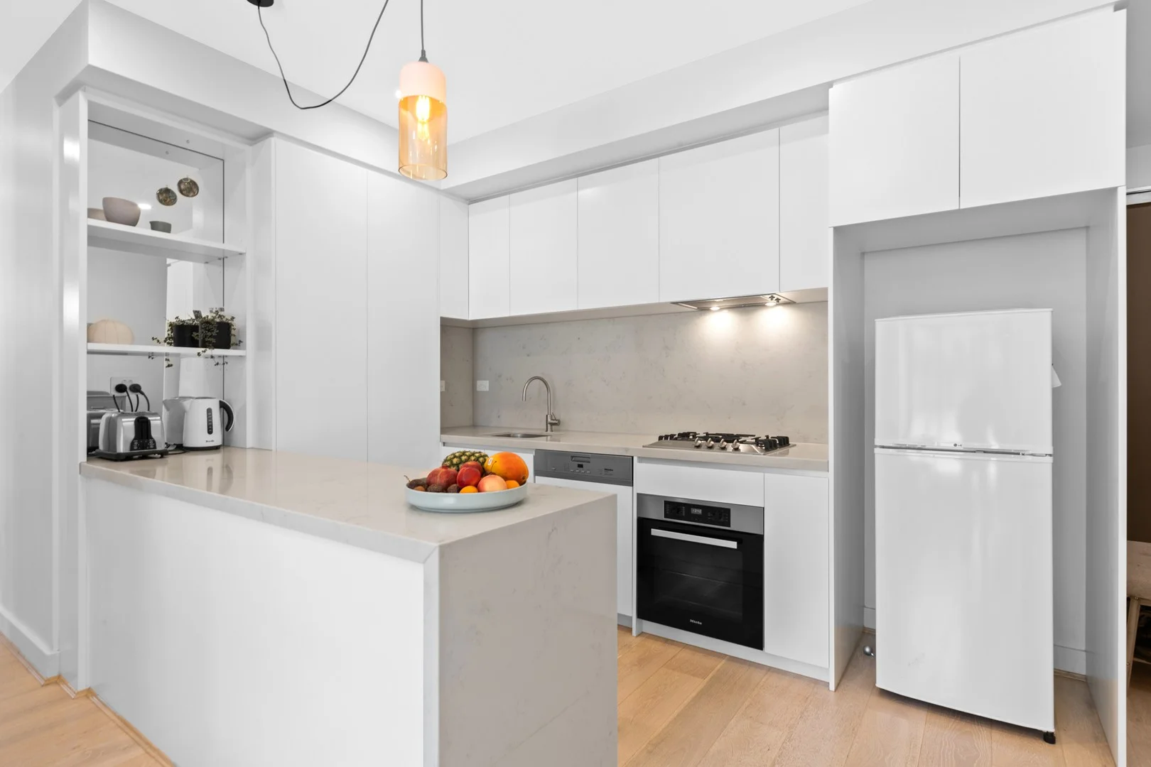 Additional image 2 of 205/92 Hawthorn Road, Caulfield North VIC 3161