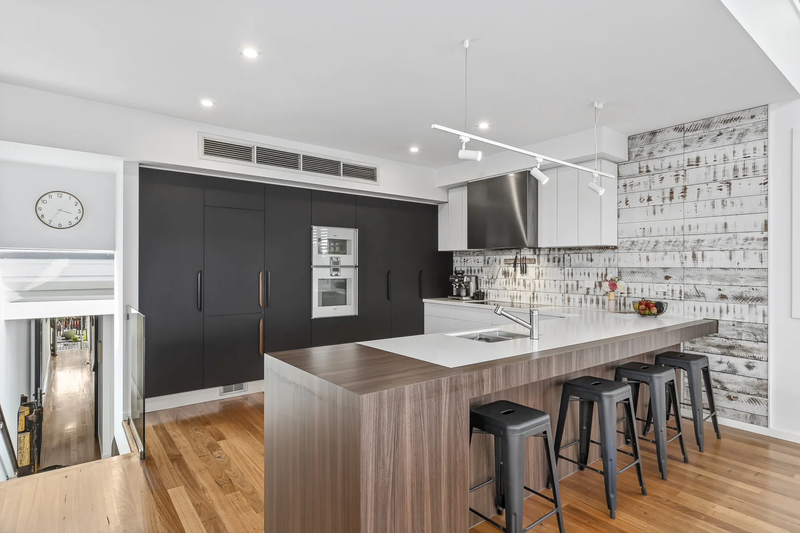 Additional image 3 of 150 Maud Street, Geelong VIC 3220