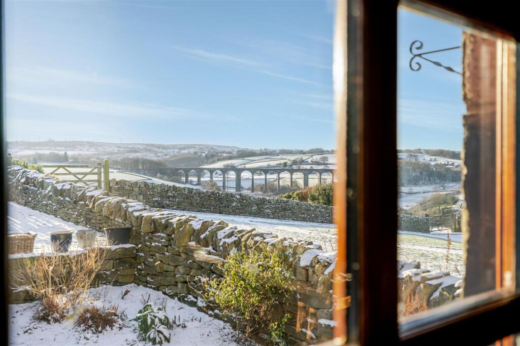 Additional image 8 of The Hayloft, Bents Lane, Wilsden. Bingley