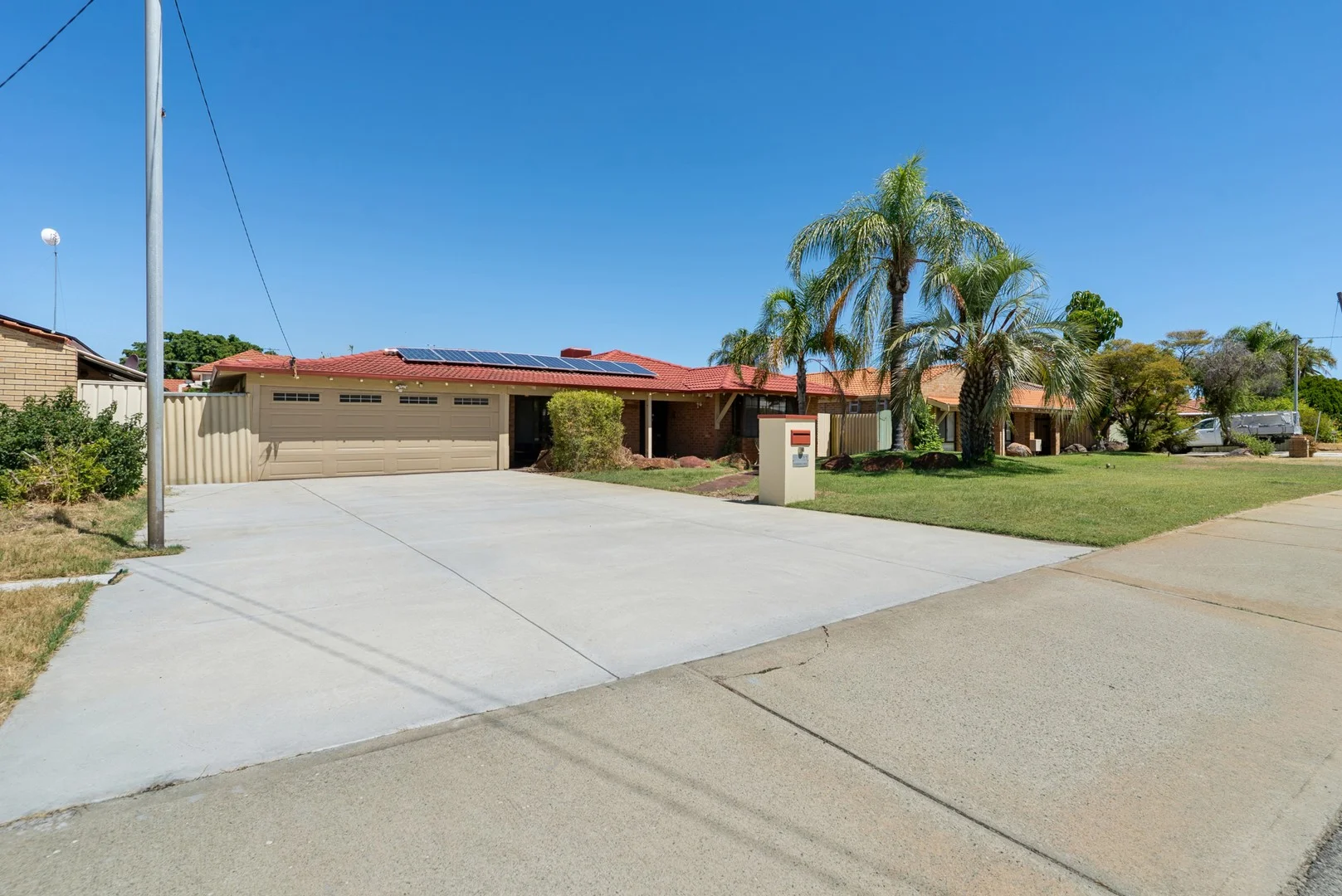 11 Granville Way, Willetton WA 6155