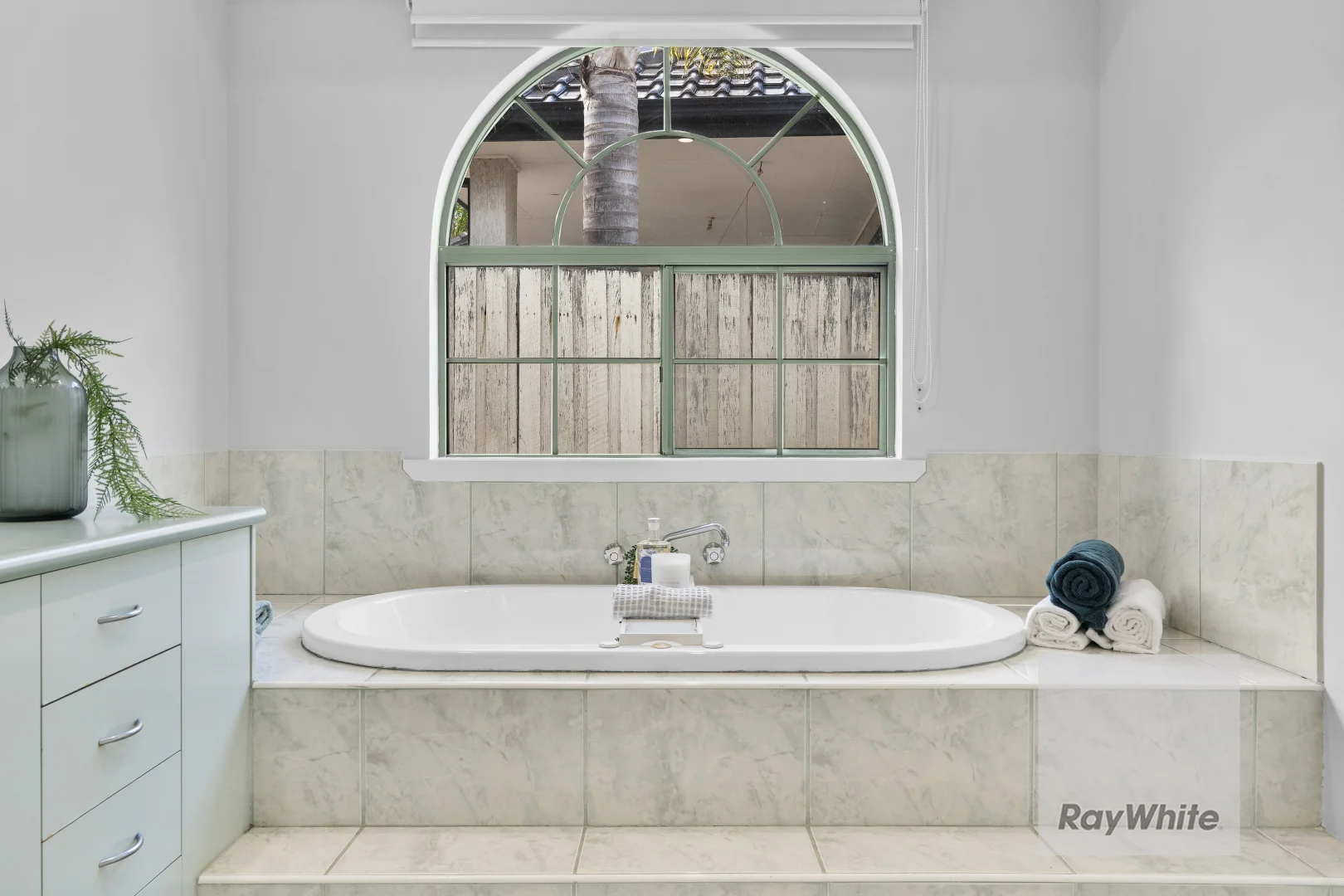 Additional image 10 of 48 Grevillia Drive, Mill Park VIC 3082