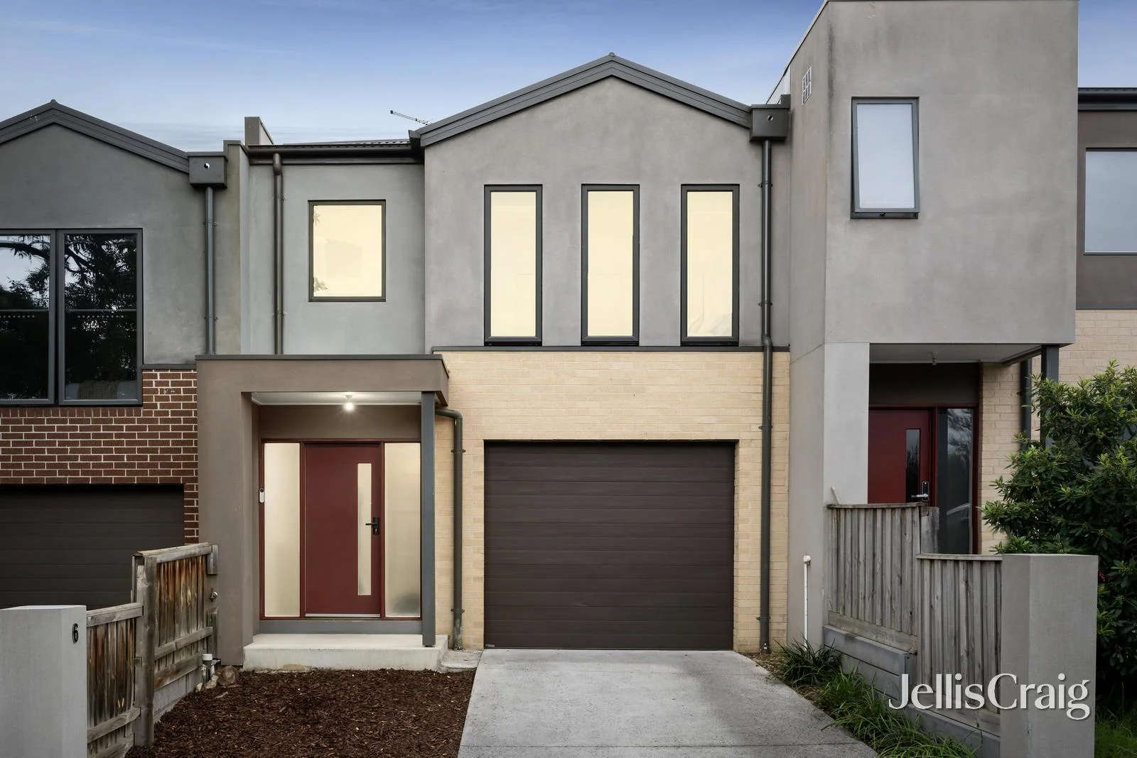 6 Toby Place, Mooroolbark VIC 3138