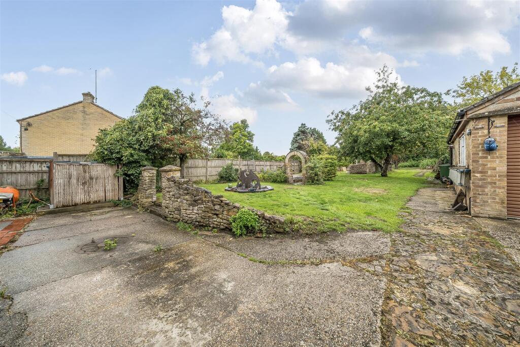 Additional image 19 of Burton Lane, East Coker, Yeovil