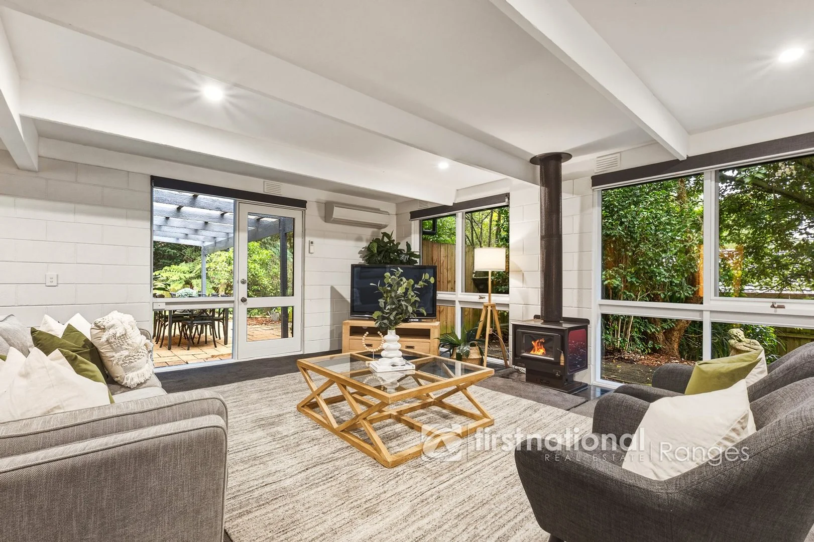 4 Church Road, Menzies Creek VIC 3159