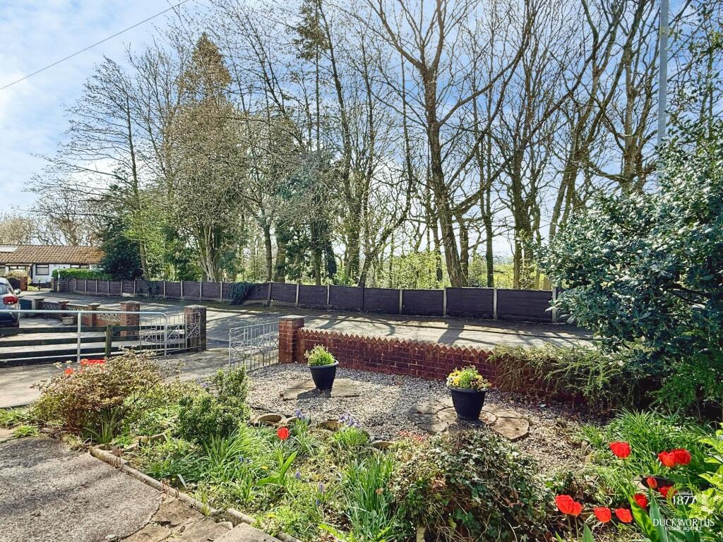 Barn Meadow Crescent, Rishton, BB1 photo 3