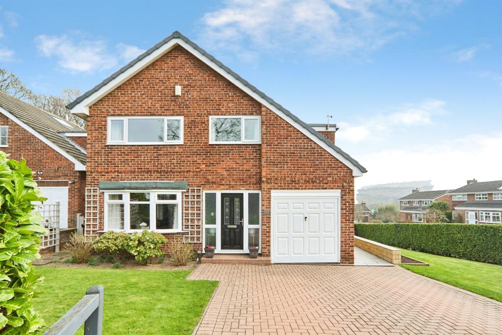Hoyle Court Road, Baildon, Shipley