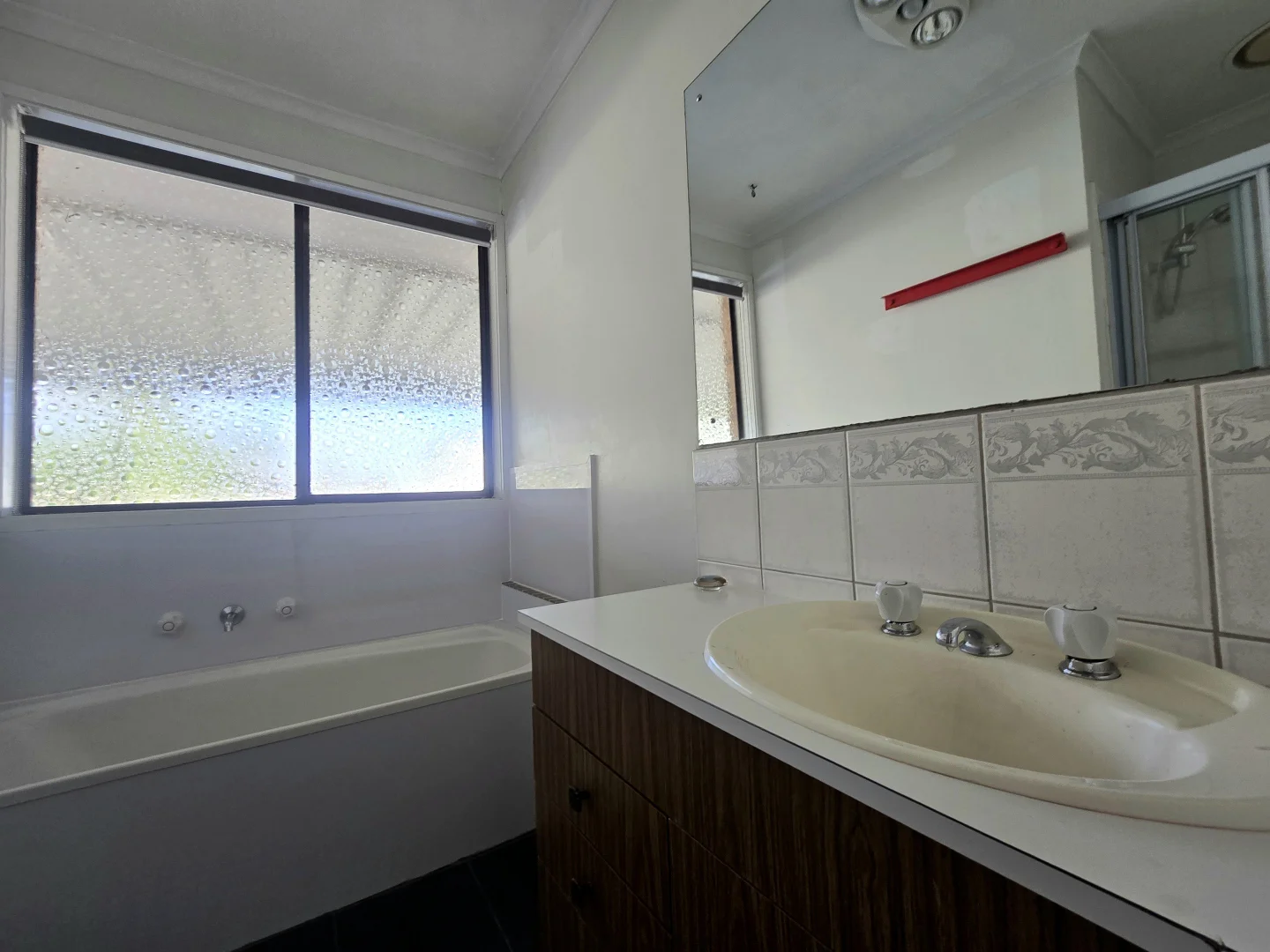 27 Wimmera Crescent, Keilor Downs VIC 3038 photo 4