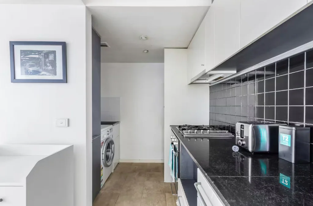 Additional image 11 of 305/118 Russell Street, Melbourne VIC 3000