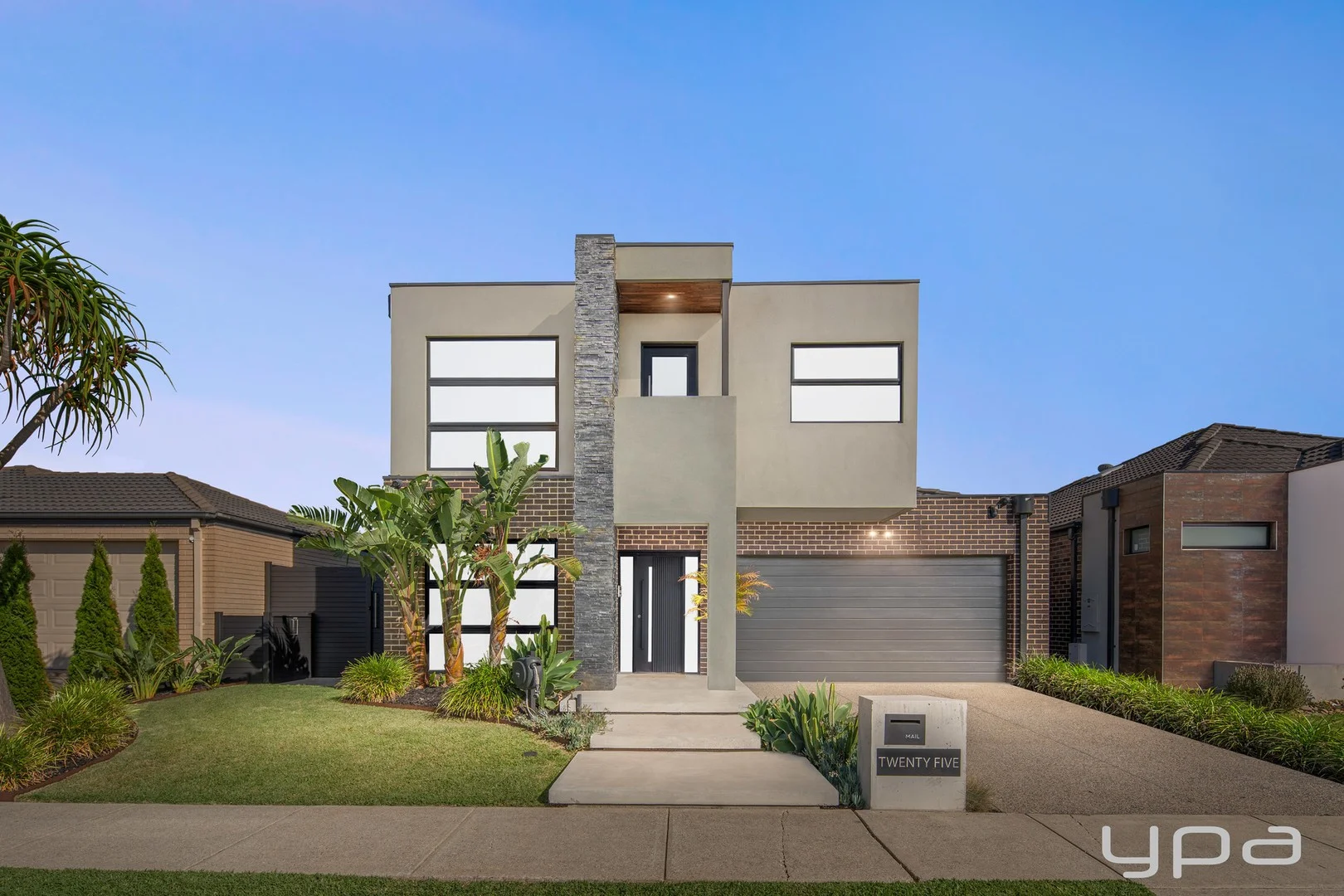 25 Tropic Circuit, Point Cook VIC 3030