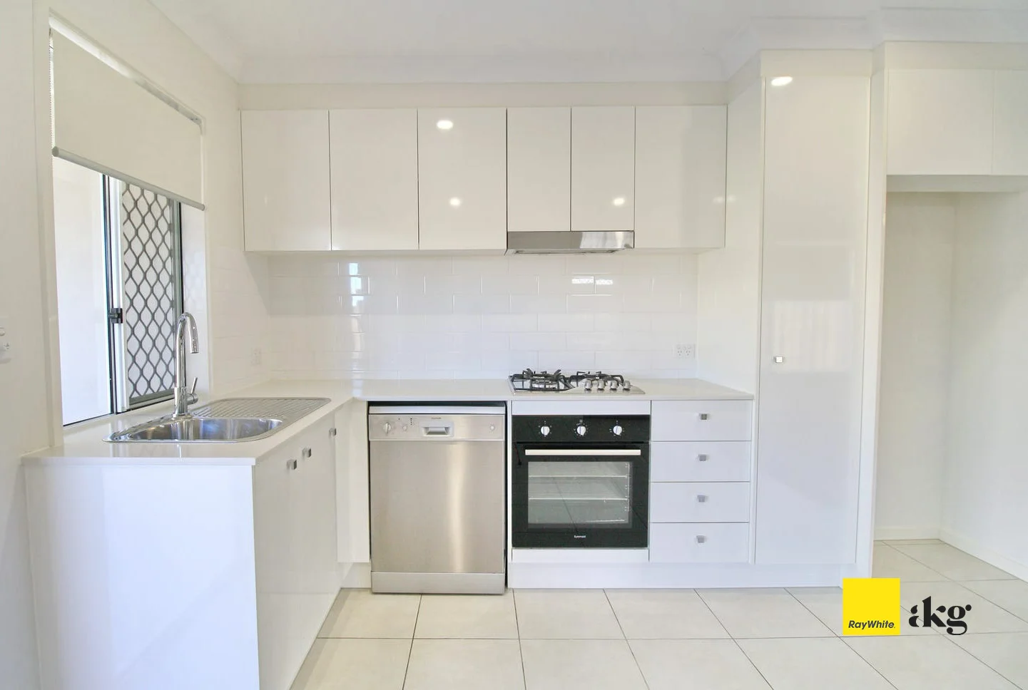 Additional image 2 of 2/10 Mellor Street, Augustine Heights QLD 4300
