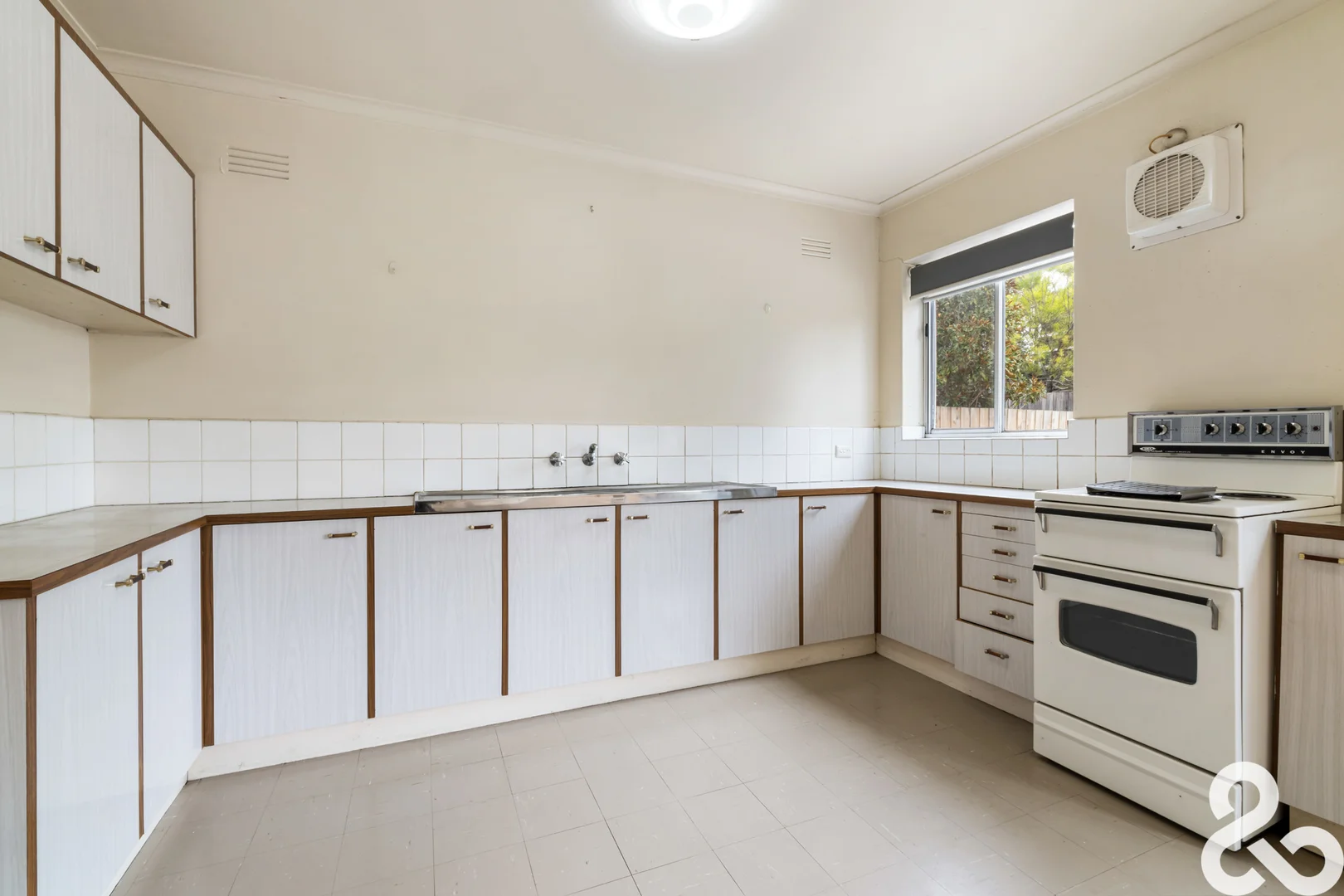 Additional image 2 of 2/19 Regent Street, Preston VIC 3072