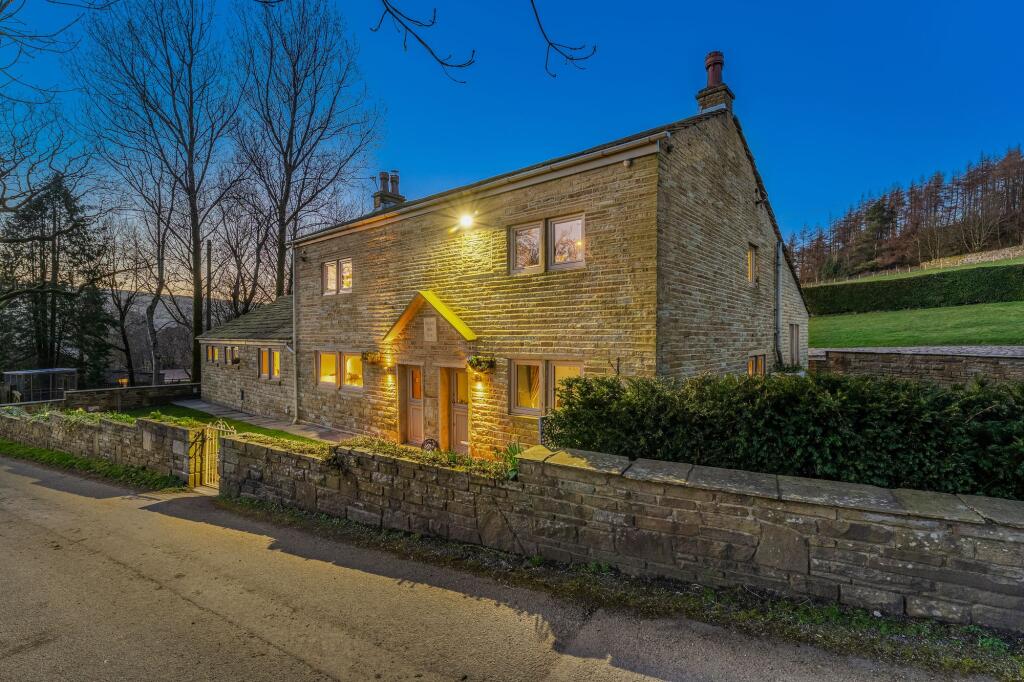 Additional image 55 of Hurst Lane, Rossendale, BB4 | 4/5 Bedroom Period Home With Stunning Views, Close to Rawtenstall