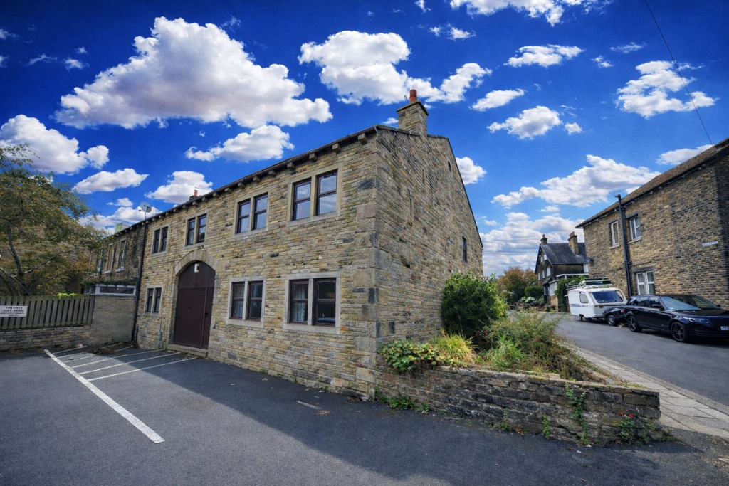 Sherborne Road, Idle, BD10