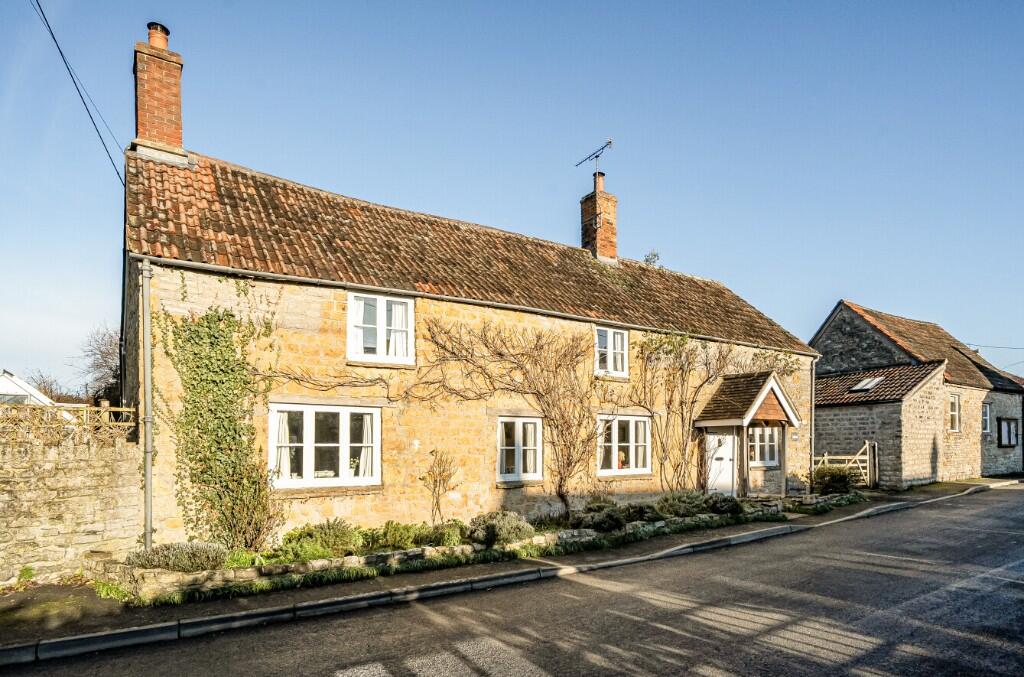 Alhampton, Somerset, BA4 6PY