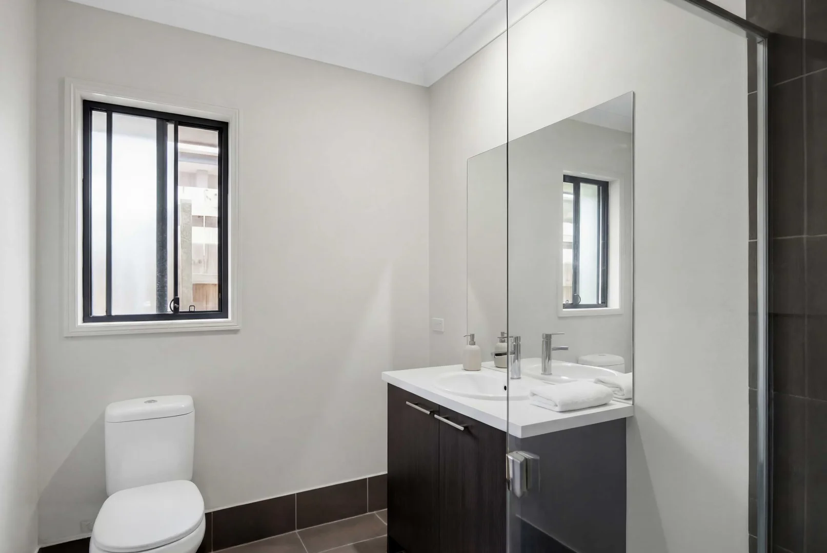 Additional image 9 of 20 Derwent Close, Holmview QLD 4207
