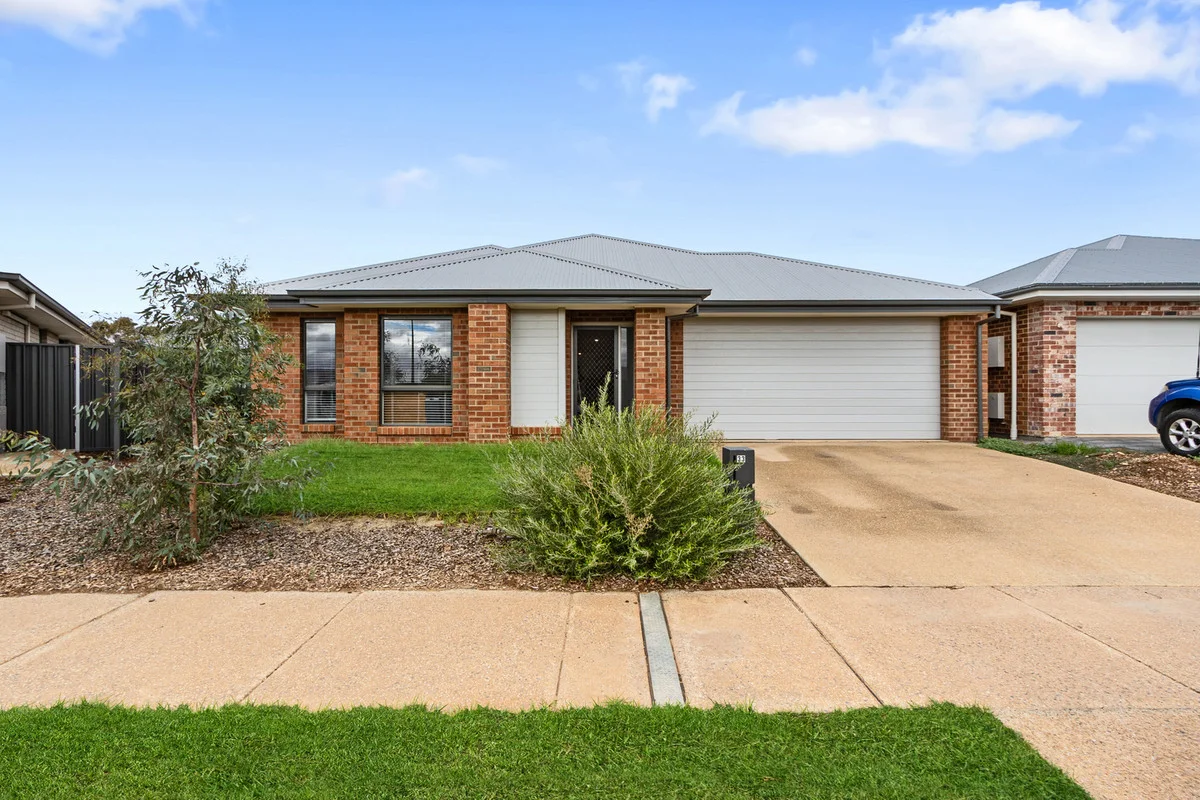 33 Christopher Way, Evanston Gardens SA 5116