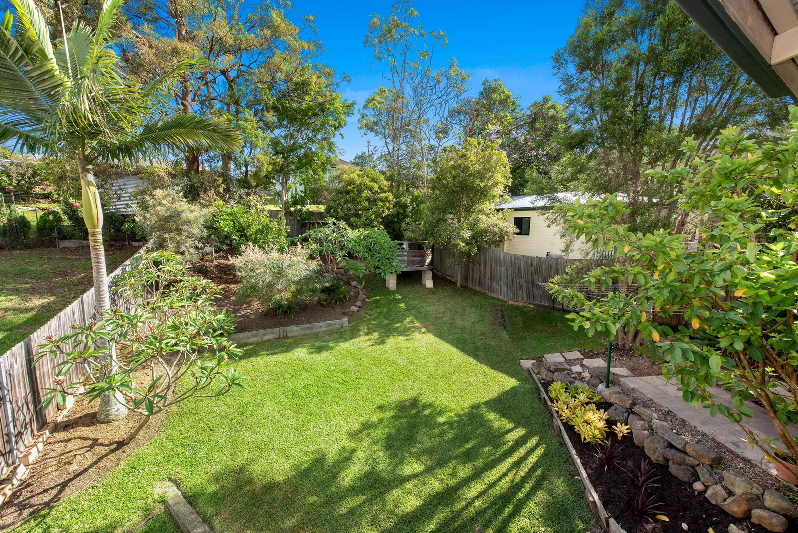 Additional image 12 of 127 Sapphire Street, Holland Park QLD 4121