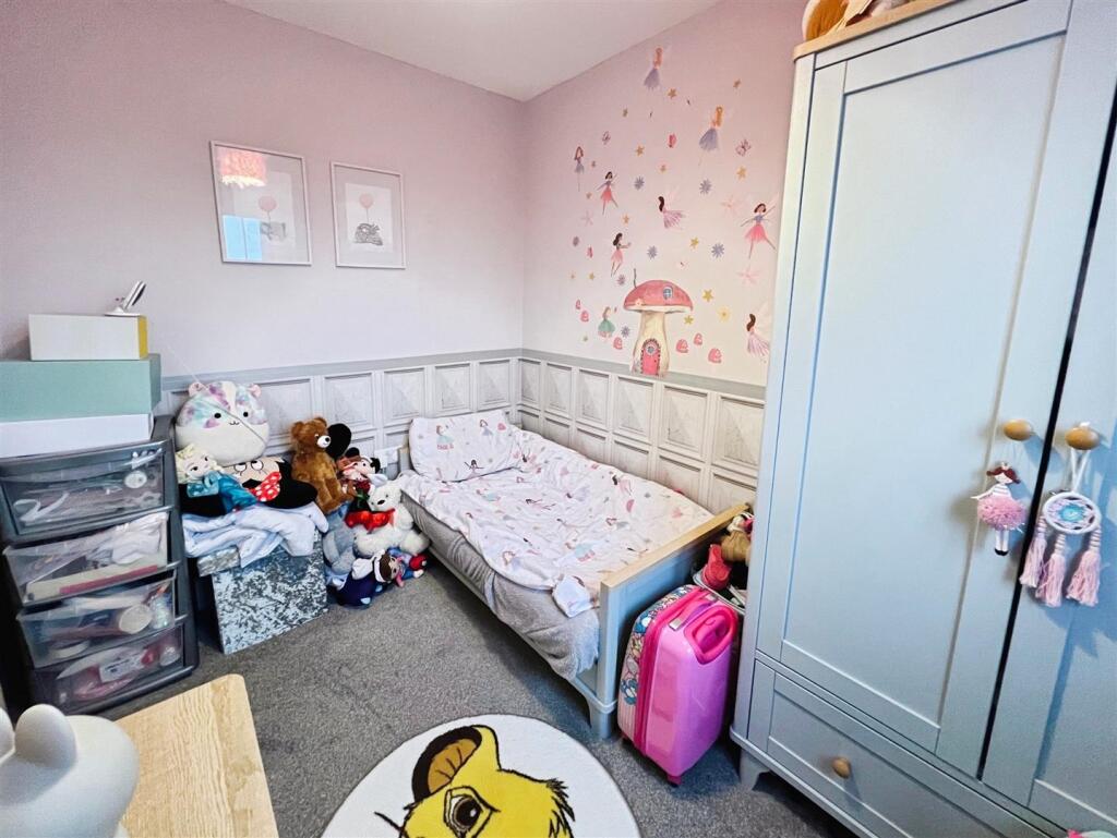 Additional image 20 of Brompton Drive, Bradford, BD10 0DW