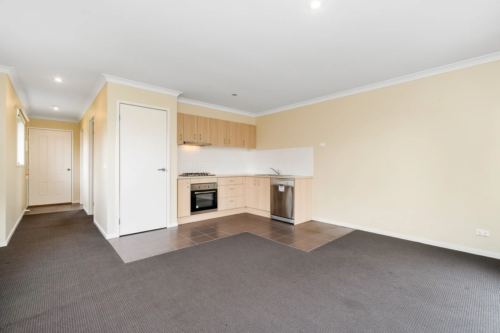 Additional image 3 of 8/5 Bainbridge Avenue, Seaford VIC 3198