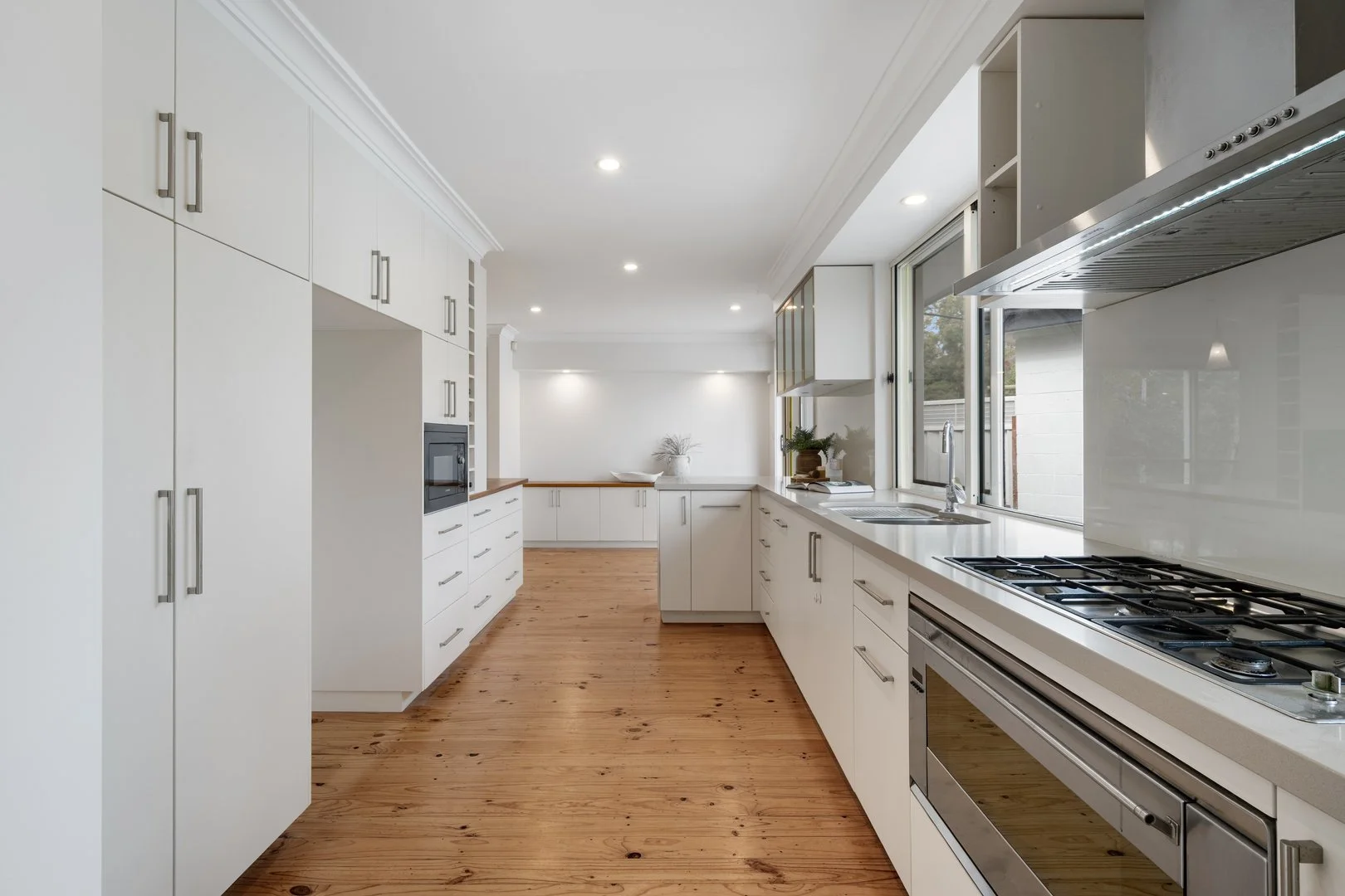 Additional image 8 of 1 Mirning Crescent, Aranda ACT 2614