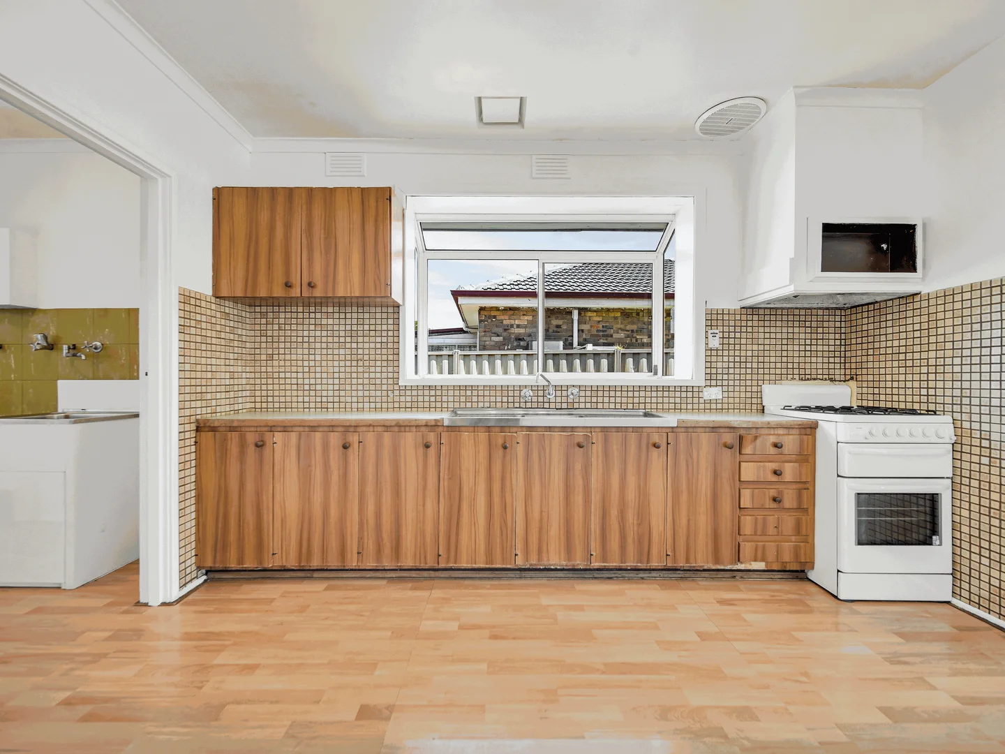 Additional image 4 of 8 Belmont Court, Springvale VIC 3171