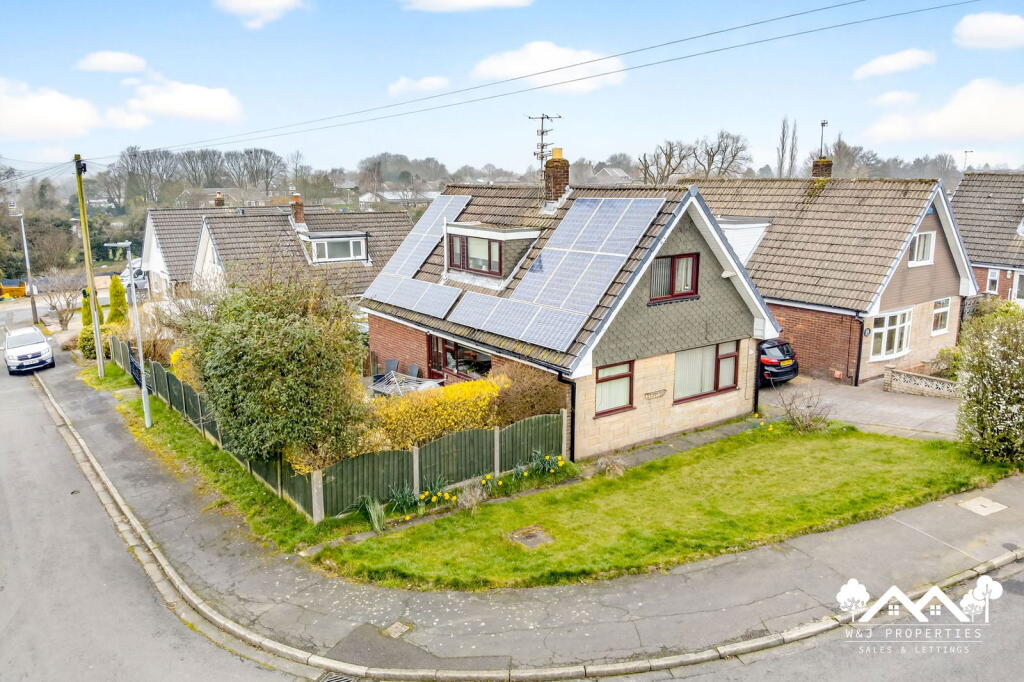 Beechwood Drive, Feniscowles, Blackburn, BB2