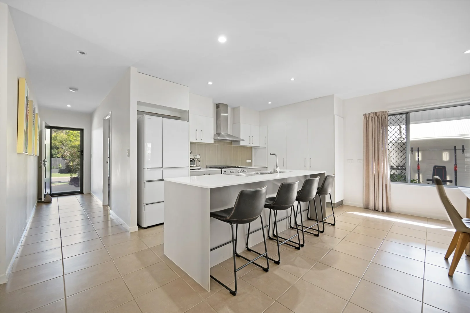 Additional image 4 of 60 Iris Road, Kirkwood QLD 4680