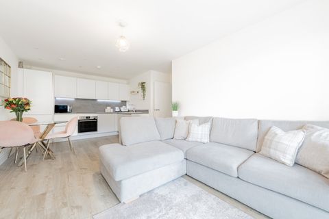 Riverside House, Thomas Blake Avenue, Southampton SO14