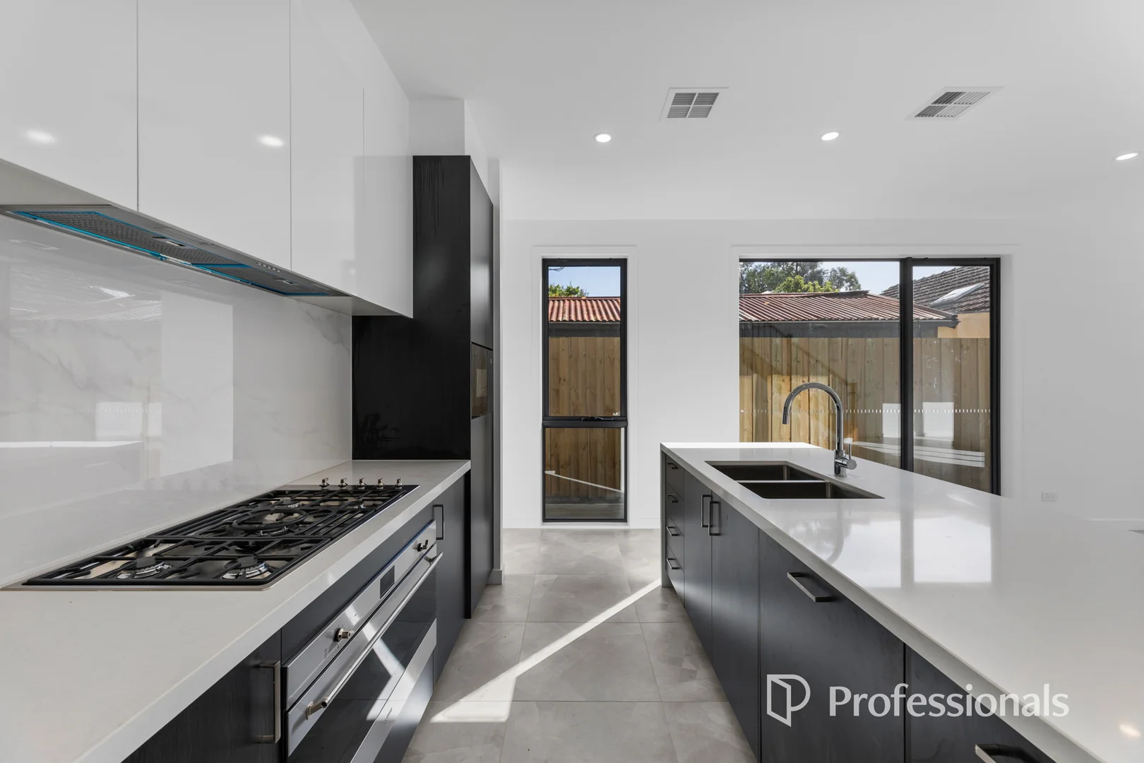 Additional image 4 of 936a Centre Road, Bentleigh East VIC 3165