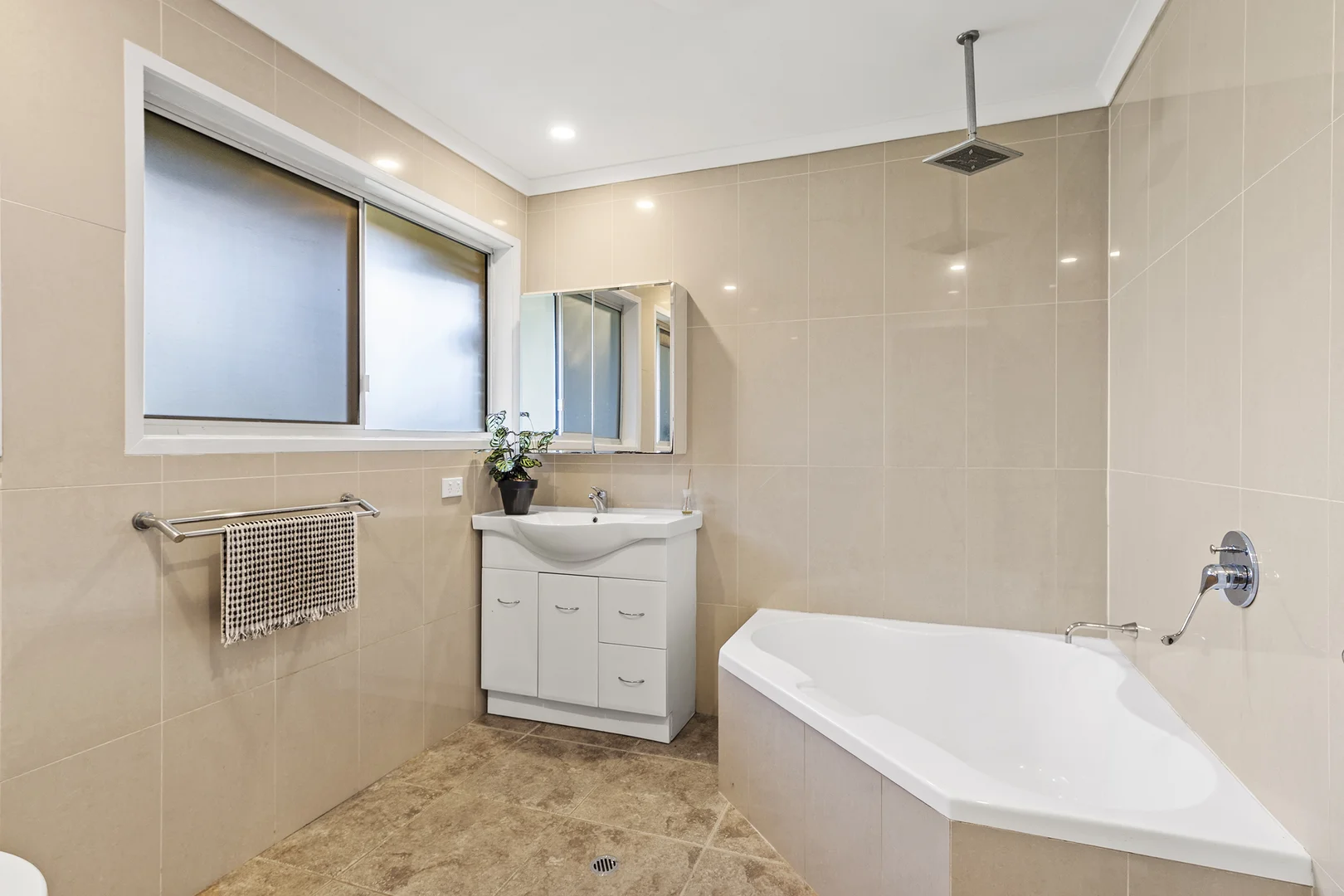 Additional image 9 of 331 MacDonnell Road, Tamborine Mountain QLD 4272