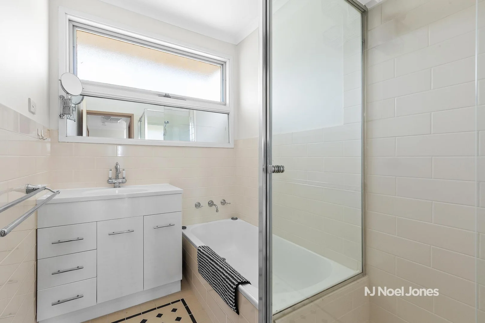 Additional image 7 of 3/300-304 Dorset Road, Croydon VIC 3136