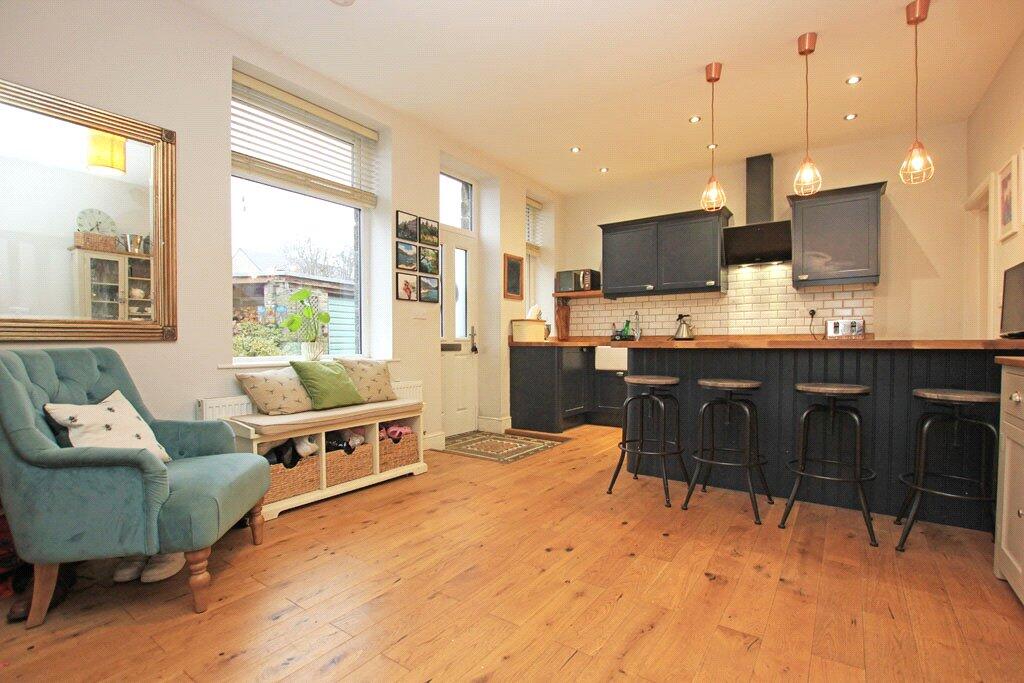 12 Victoria Terrace, Bradley, BD20 9DN