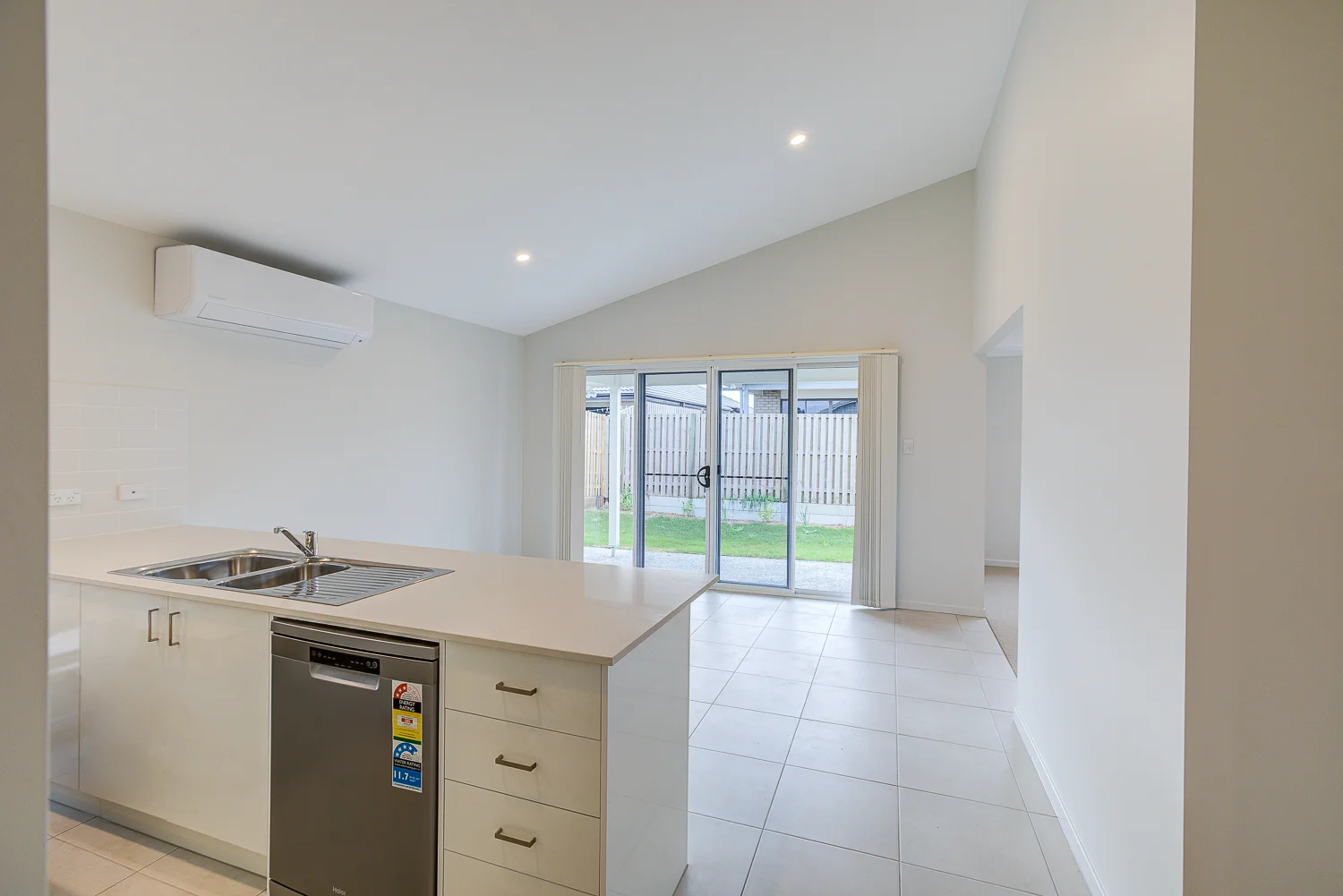 Additional image 4 of 31 Barnyard Drive, Park Ridge QLD 4125