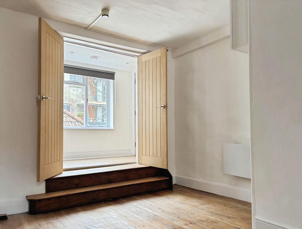 Sadler Street, Wells photo 5