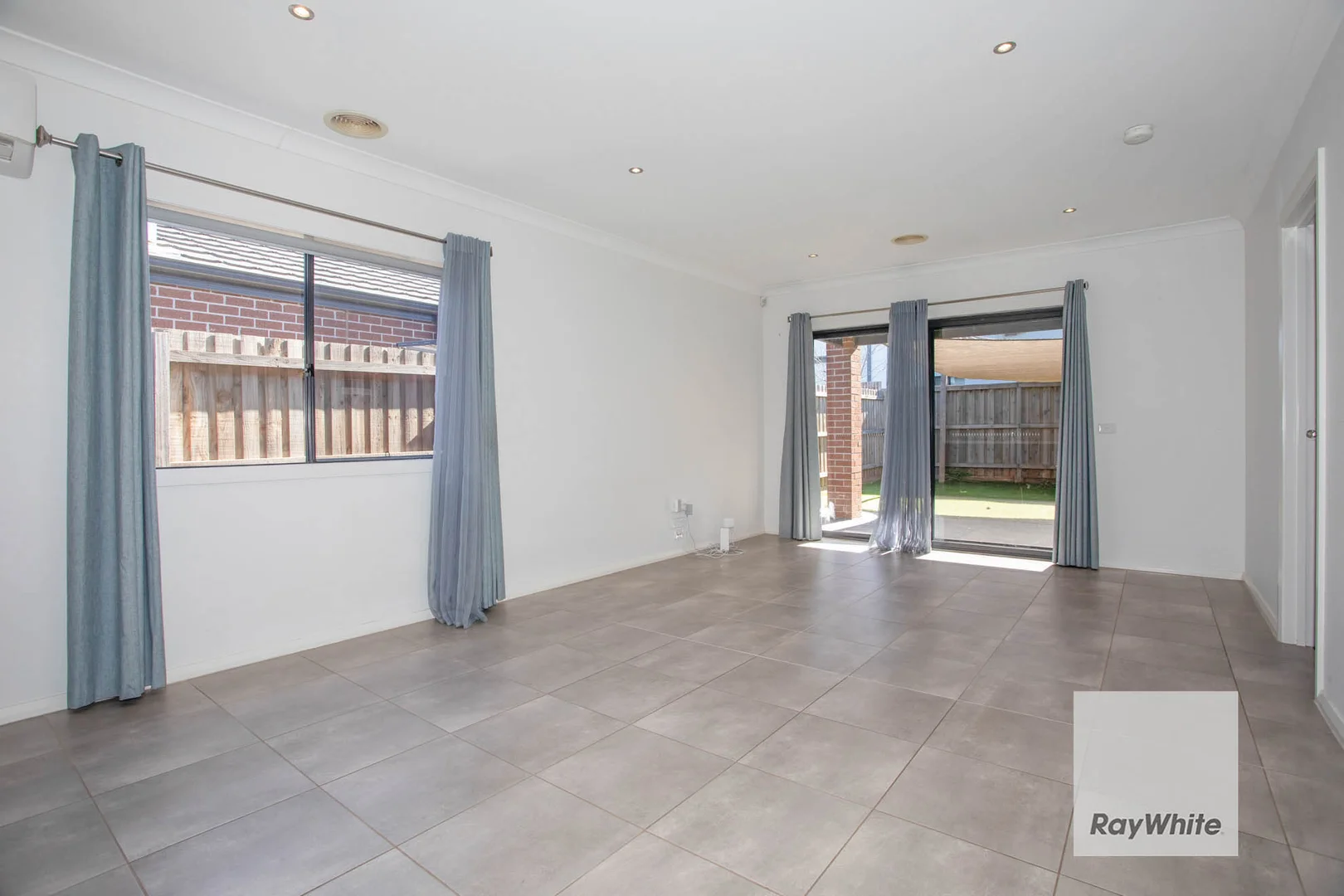 Additional image 3 of 36 Tora Crescent, Fraser Rise VIC 3336