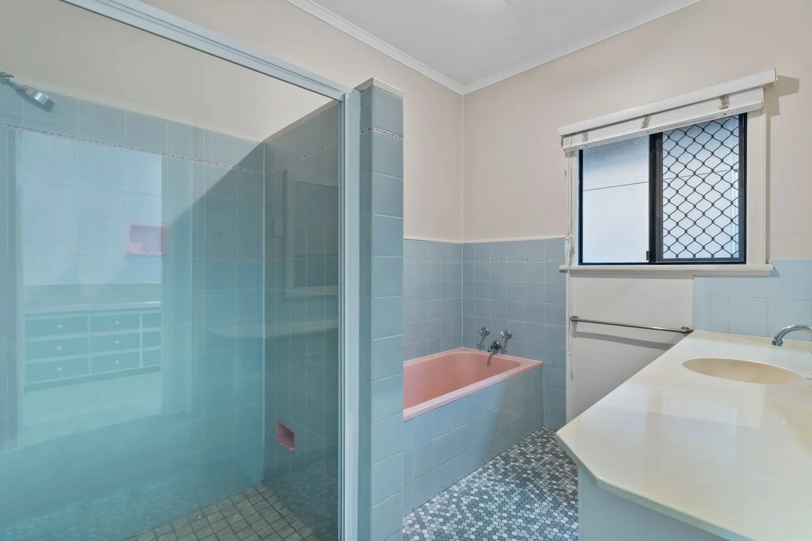 Additional image 17 of 1/23 Eileen Street, Booval QLD 4304