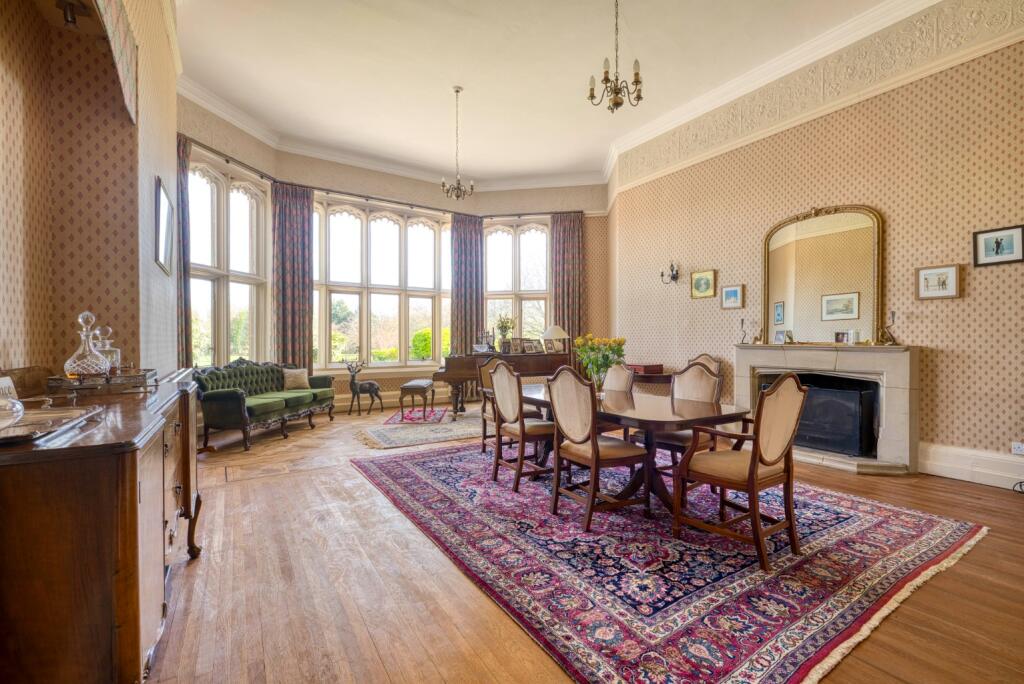 Stunning house with park like grounds close to Wells photo 2