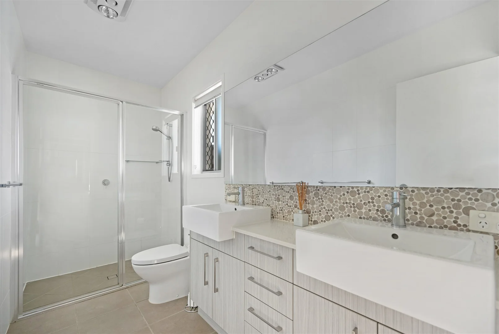 Additional image 6 of 60 Iris Road, Kirkwood QLD 4680